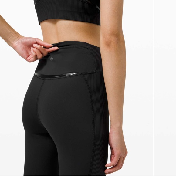 USED Lululemon Super Hi-Rise Tight
Excellent cond. except the drawcord is torn - Picture 8 of 9